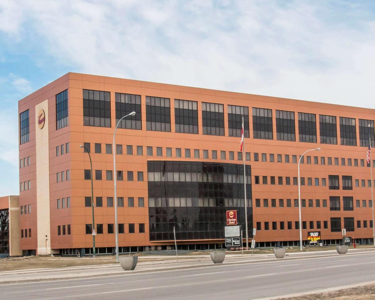 Clarion Hotel & Suites Winnipeg Exterior foto