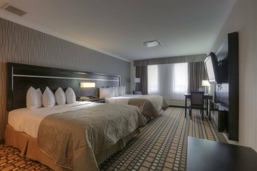 Clarion Hotel & Suites Winnipeg Exterior foto